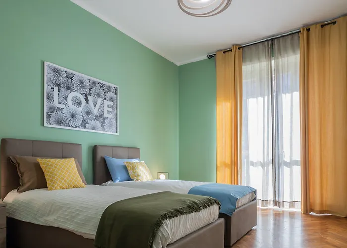 Modern In Santa Rita By Wonderful Italy * Turin